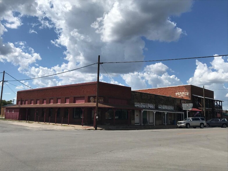 200 N Main St, Graford, TX for sale - Primary Photo - Image 1 of 1