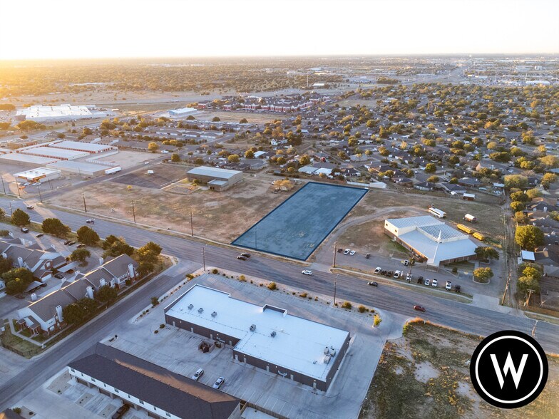 6000 4th St, Lubbock, TX à vendre - Photo du bâtiment - Image 2 de 21