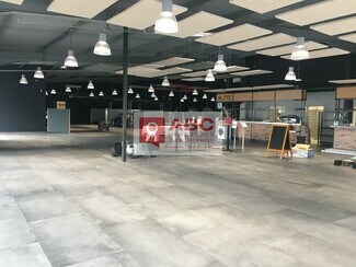 Plus de détails pour Commerce de détail à vendre