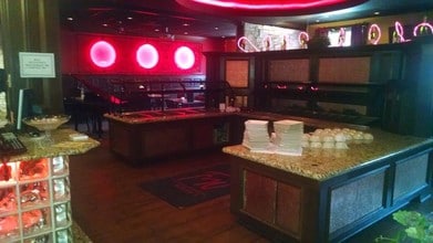 2314 W Route 120, Mchenry, IL à vendre Photo intérieure- Image 2 de 4