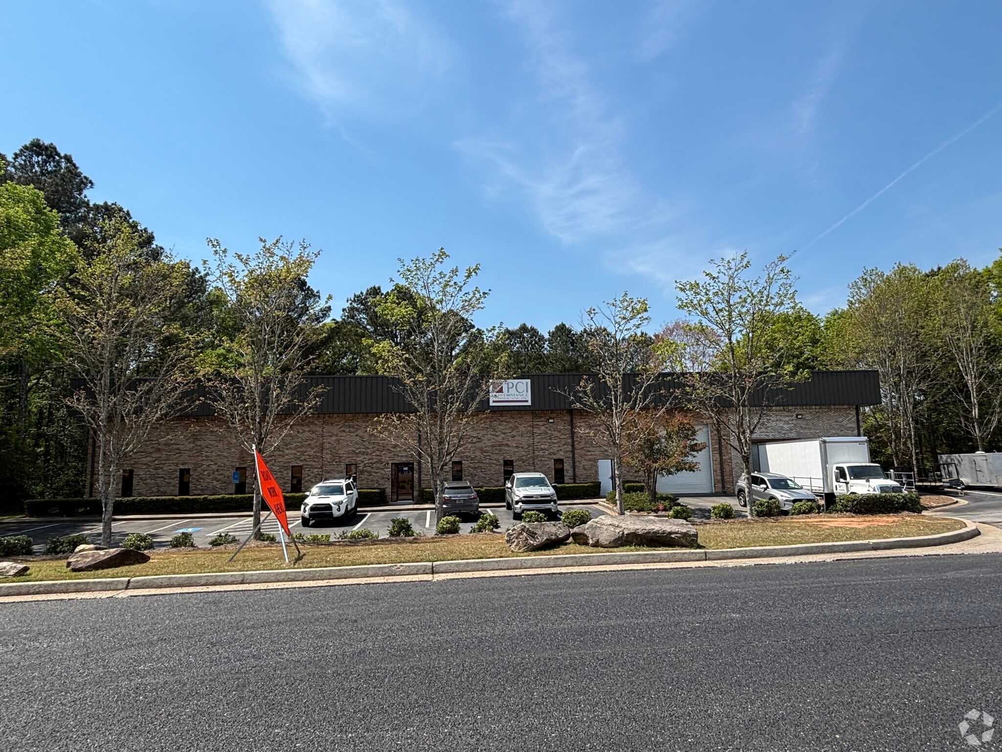 140 Etowah Trce, Fayetteville, GA for lease Primary Photo- Image 1 of 3