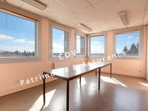 191 C Avenue Saint-Exupéry, Bron for lease Interior Photo- Image 2 of 7