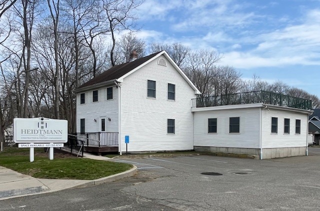 57190 Main Rd, Southold, NY for lease - Primary Photo - Image 1 of 1