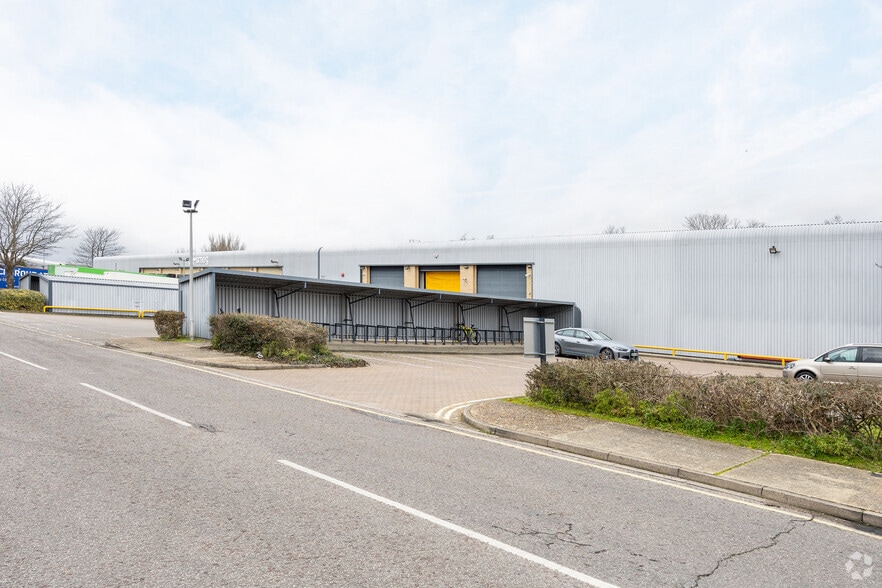 Robinson Way, Portsmouth for lease - Building Photo - Image 3 of 3