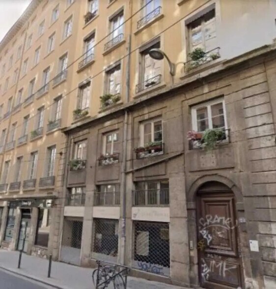 Bureau dans Lyon à vendre - Photo du bâtiment - Image 2 de 4