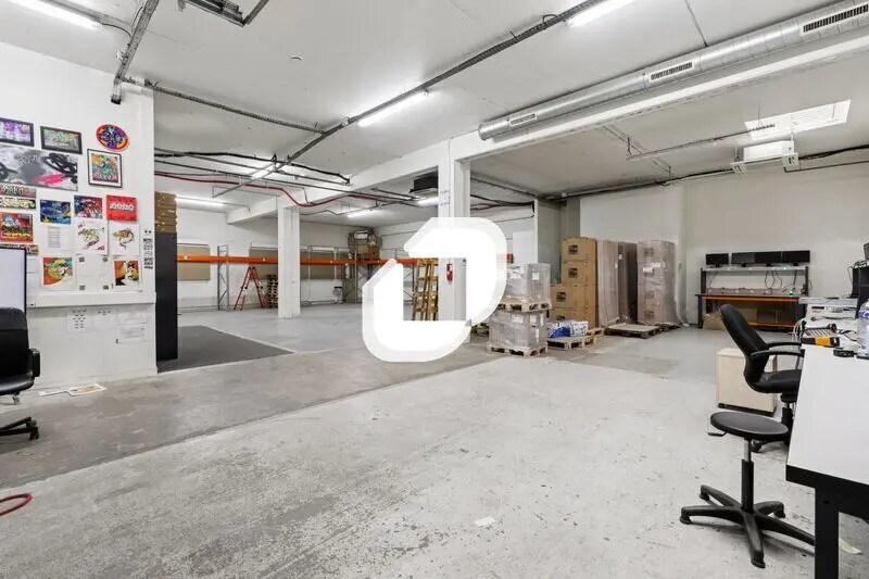Office in Nanterre for sale - Building Photo - Image 3 of 9