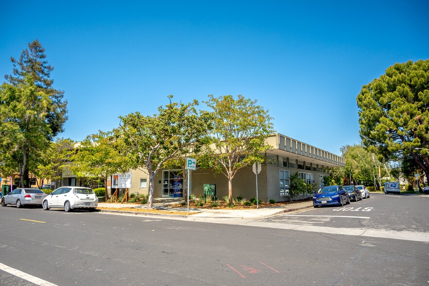 721 Colorado Ave, Palo Alto, CA for sale - Building Photo - Image 1 of 32