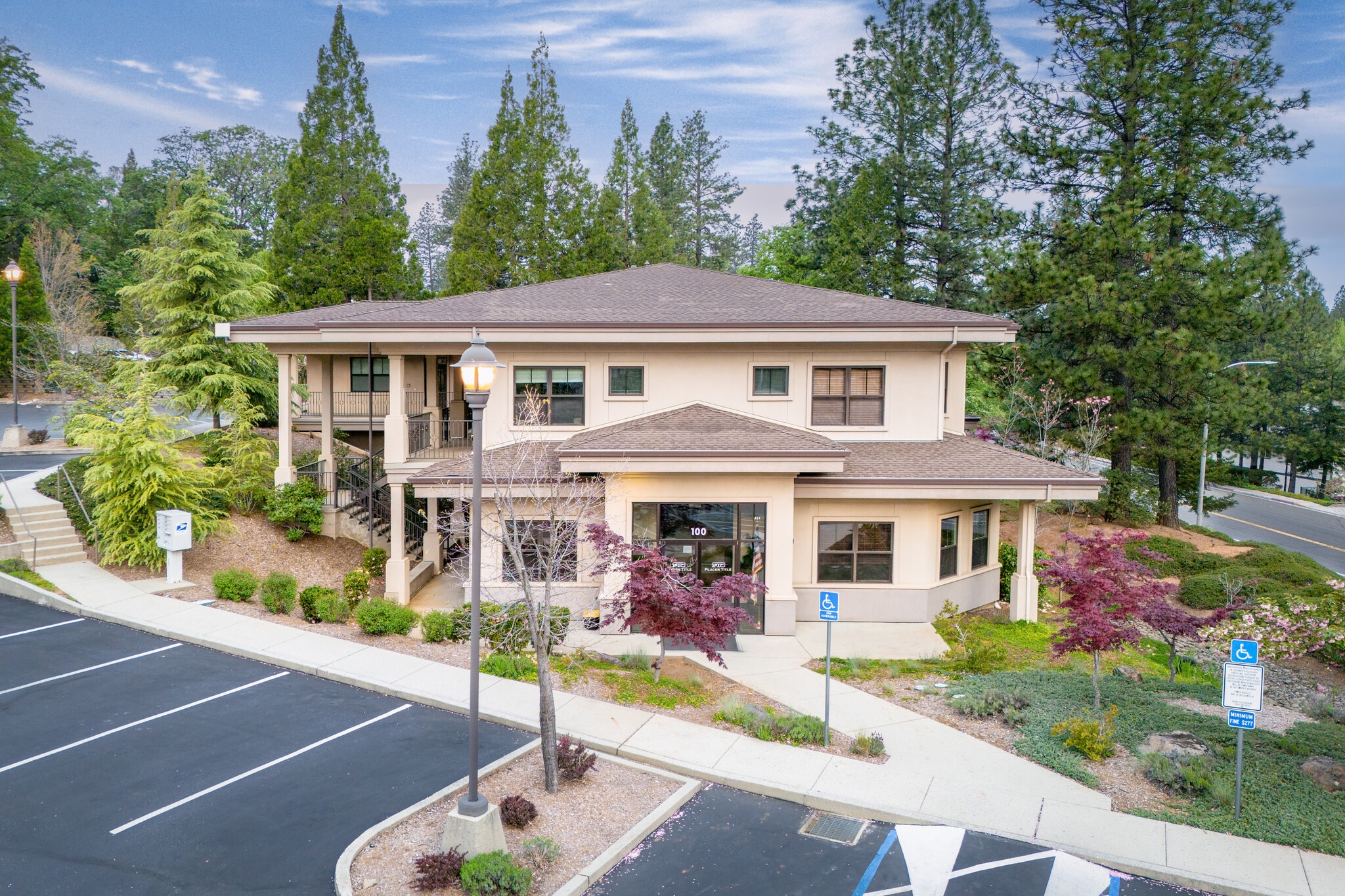 380 Sierra College Dr, Grass Valley, CA for lease Building Photo- Image 1 of 10