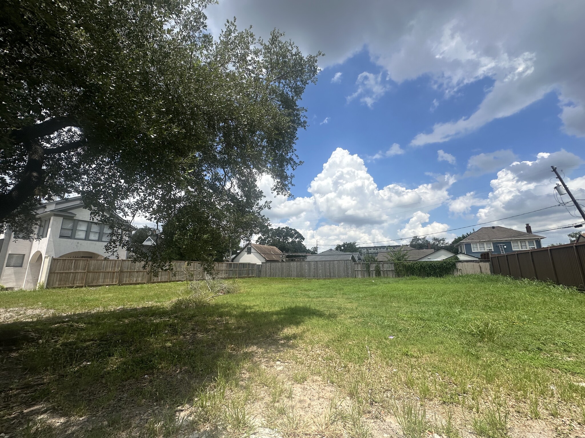 1648 Richmond Ave, Houston, TX for sale Primary Photo- Image 1 of 5