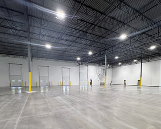 Plus de détails pour 2105 Gateway Blvd, Hebron, KY - Industriel à louer