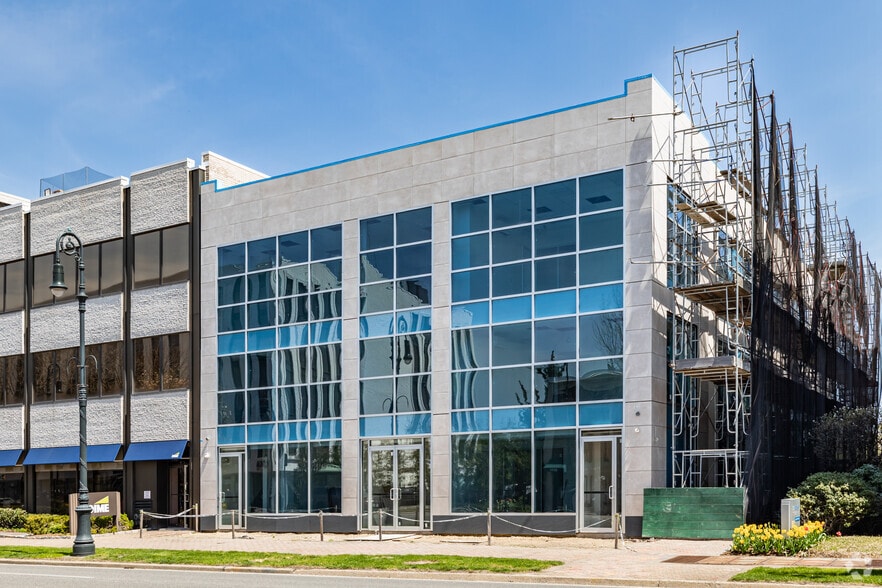 1051 Franklin Ave, Garden City, NY for sale - Building Photo - Image 2 of 99