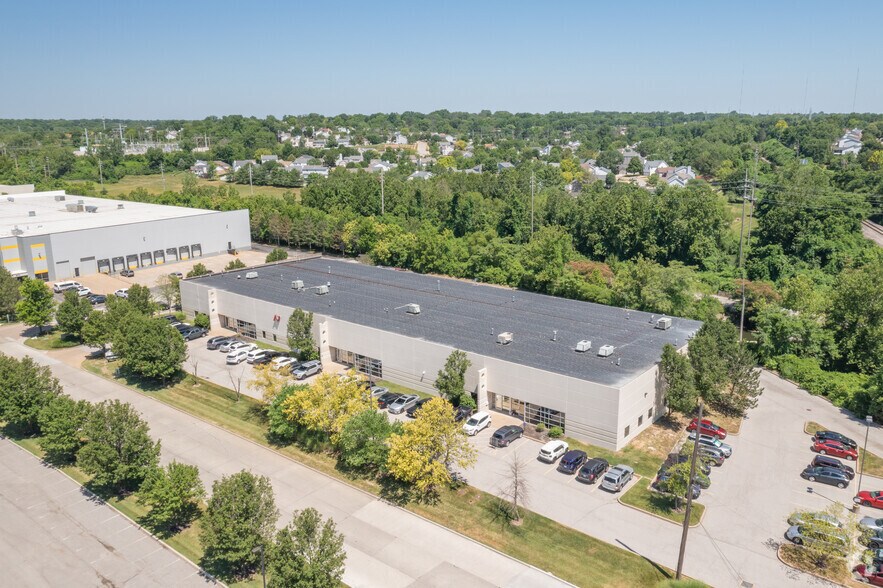 9701-9709 Green Park Industrial Ct, Saint Louis, MO à vendre - Aérien - Image 3 de 4