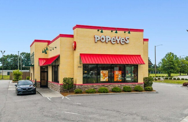 Plus de détails pour 3501 Lake City Hwy, Warsaw, IN - Commerce de détail à vendre