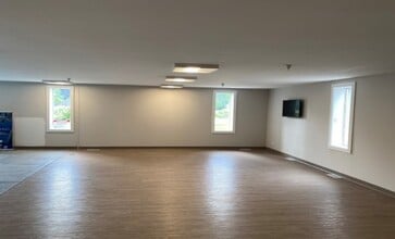 8960 Excelsior Blvd, Hopkins, MN à louer Photo intérieure- Image 1 de 7