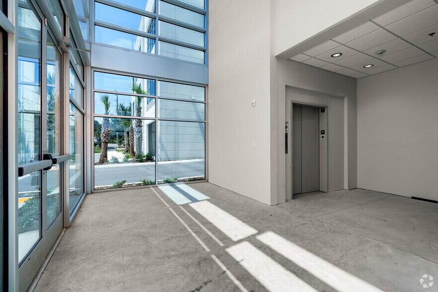 3872 Old Winter Garden Rd, Gotha, FL à vendre - Photo du bâtiment - Image 3 de 15