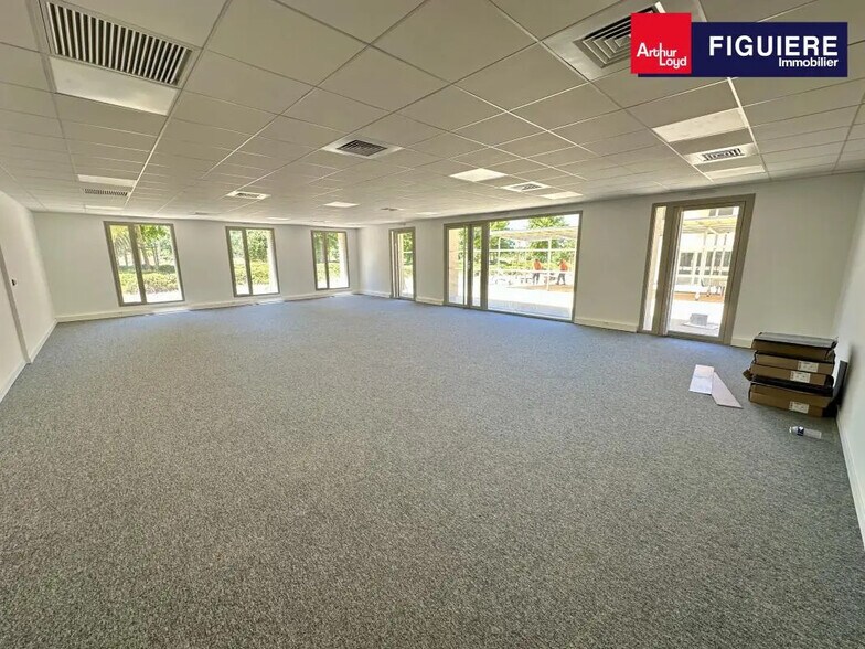 Bureau dans Aix-en-Provence à louer - Photo intérieure - Image 2 de 8