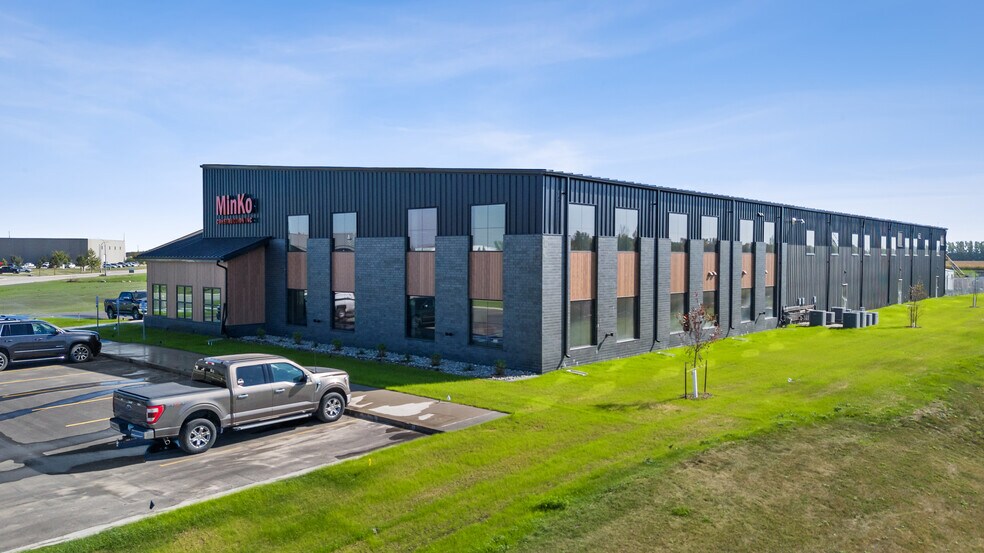 4111 34th Ave S, Moorhead, MN for lease - Building Photo - Image 2 of 6