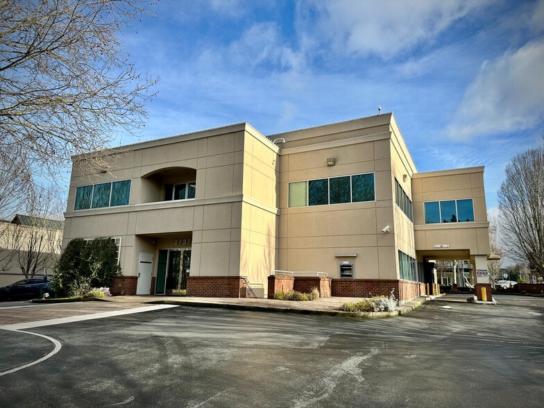 2737 78th Ave SE, Mercer Island, WA for lease - Building Photo - Image 2 of 5