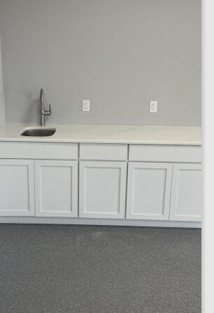 19 Gage Ave NE, Madelia, MN à louer - Photo du bâtiment - Image 2 de 5