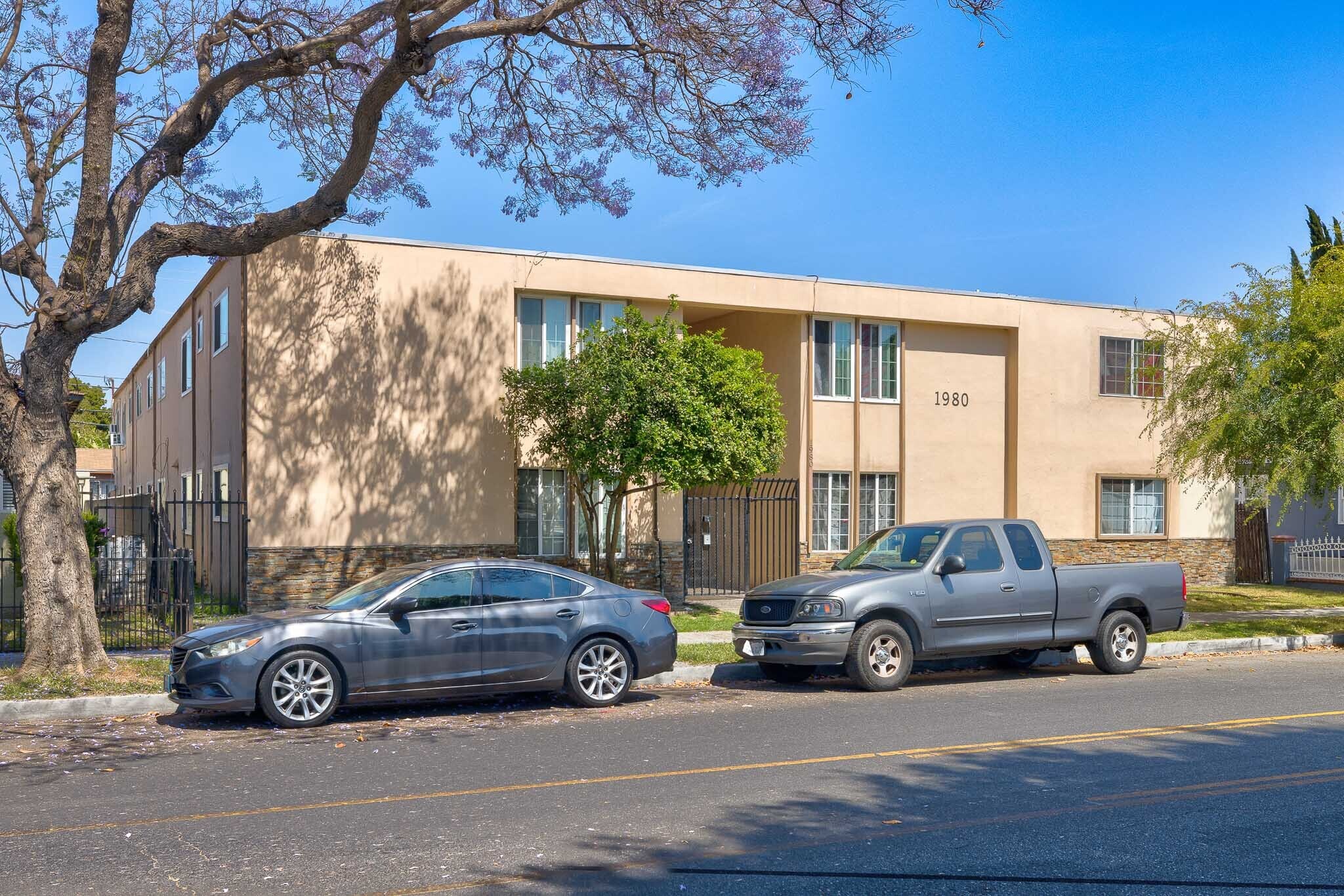 1980 Harbor Ave, Long Beach, CA à vendre Photo du bâtiment- Image 1 de 1