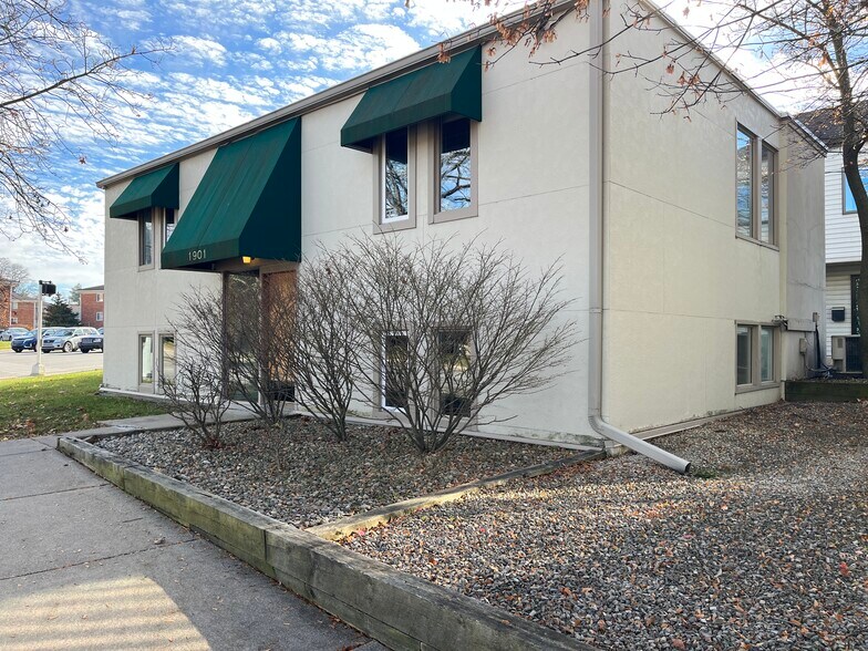 1901 Pauline Blvd, Ann Arbor, MI à louer - Photo du bâtiment - Image 2 de 3