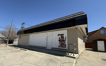 665 Mcphillips St, Winnipeg, MB à louer Photo principale- Image 2 de 2