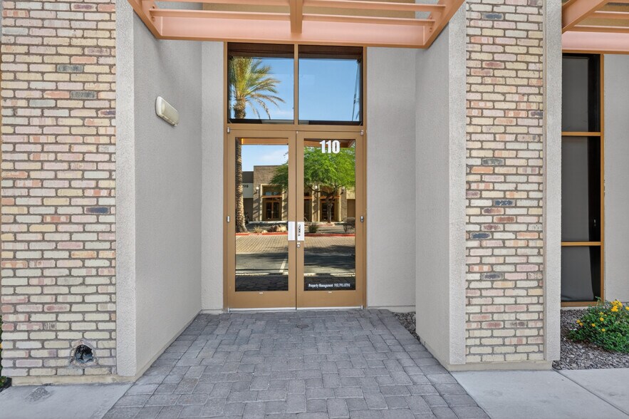 6123 S Rainbow Blvd, Las Vegas, NV à louer - Photo du bâtiment - Image 3 de 15
