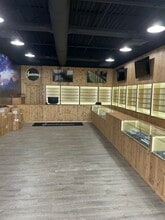 388 St Albert Trl, St. Albert, AB à louer Photo intérieure- Image 2 de 12