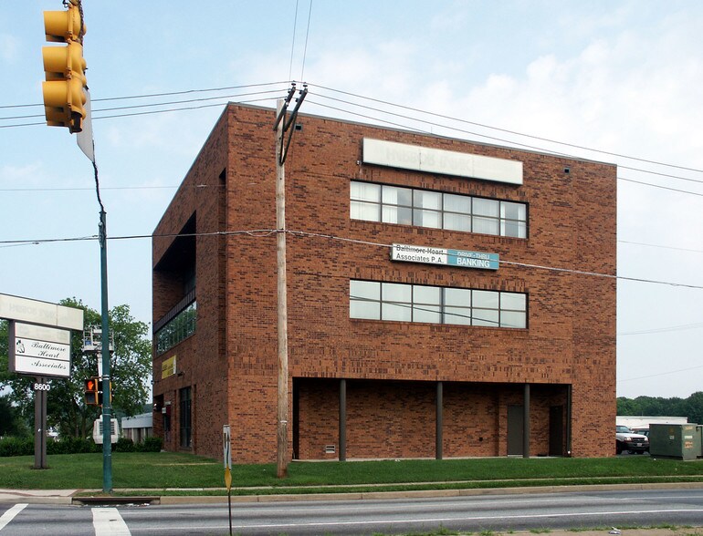 8600 Liberty Rd, Randallstown, MD à louer - Photo du bâtiment - Image 2 de 6