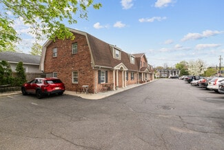 Plus de détails pour 550 N Country Rd, Saint James, NY - Bureau à vendre