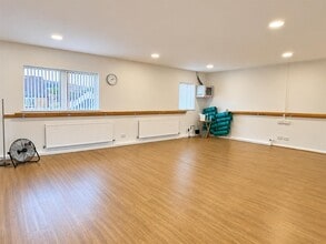 Carleton New Rd, Skipton for lease Interior Photo- Image 2 of 8