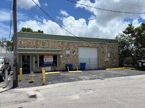 3000 NW 23rd Ave, Oakland Park, FL for lease Interior Photo- Image 1 of 6