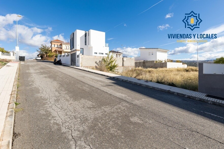 Avenida Cerro Alfonsico, 20, Peligros, Granada à vendre - Photo du bâtiment - Image 3 de 18