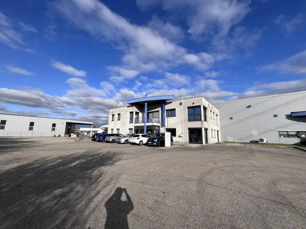 5 Rue Jacques De Vaucanson, Mions for lease Building Photo- Image 1 of 9