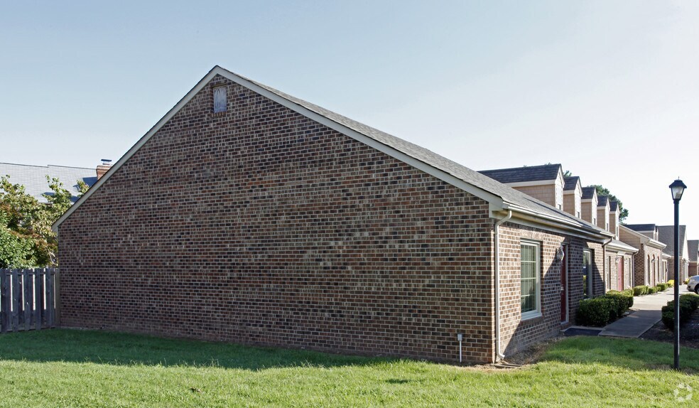 4658 Haygood Rd, Virginia Beach, VA for lease - Building Photo - Image 2 of 2