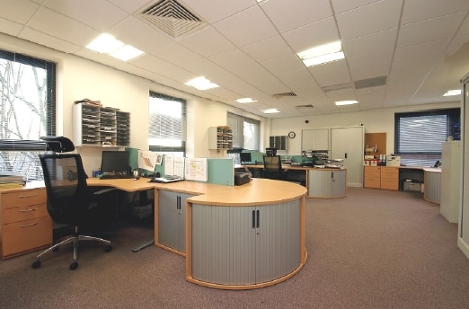 Vale Rd, Stockport for lease - Building Photo - Image 3 of 4