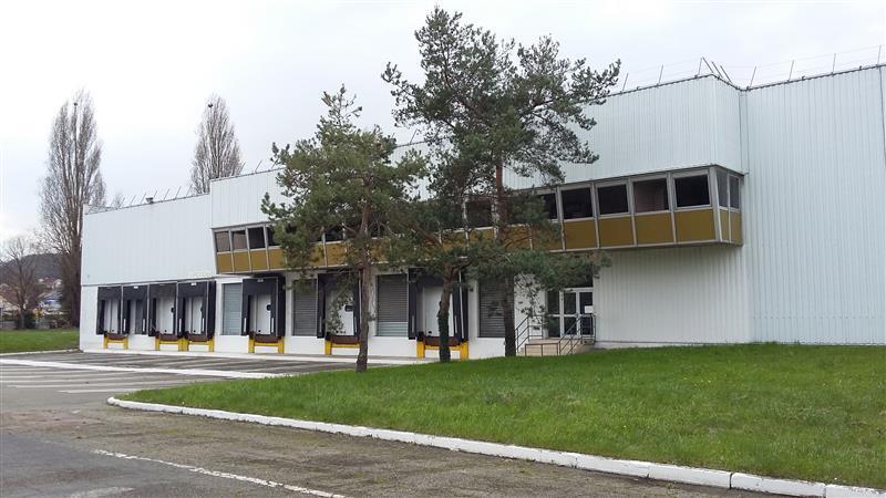 501 Avenue De La Couronne Des Pres, Épône à louer - Photo du bâtiment - Image 1 de 5