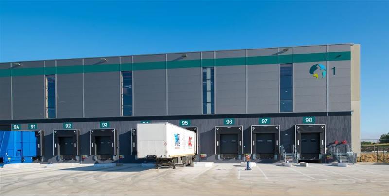 Industrial in Marly-la-Ville for lease - Building Photo - Image 2 of 4