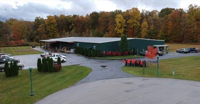 Plus de détails pour 18075 Woodland Dr, Meadville, PA - Industriel à vendre