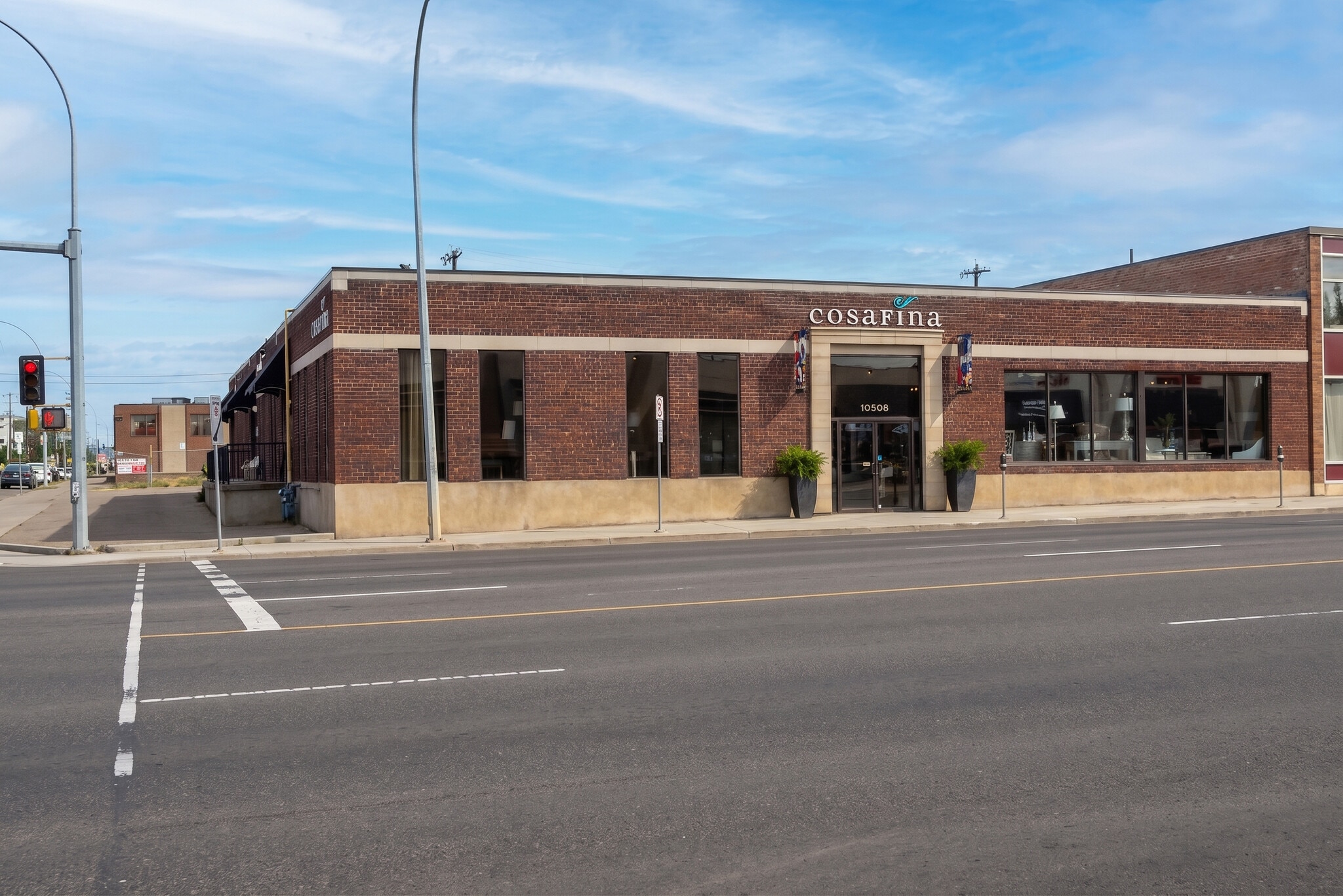 10508 109 St NW, Edmonton, AB for sale Primary Photo- Image 1 of 5