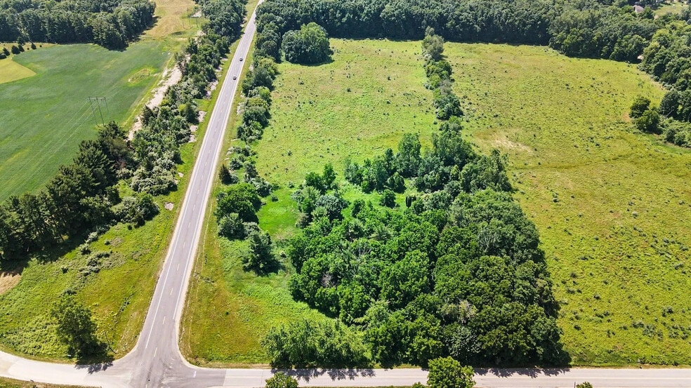 747 Hogan Rd, Manchester, MI for sale - Primary Photo - Image 1 of 3