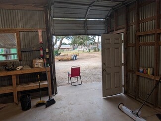 Plus de détails pour 2110 W Hwy 290, Dripping Springs, TX - Commerce de détail, Industriel à louer