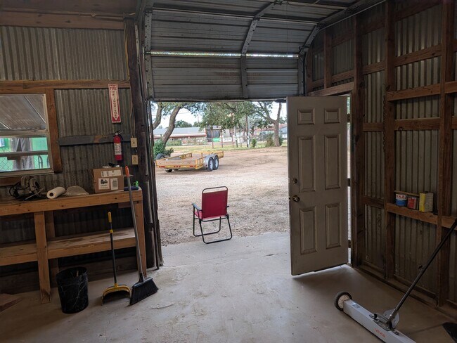 More details for 2110 W Hwy 290, Dripping Springs, TX - Retail, Industrial for Lease