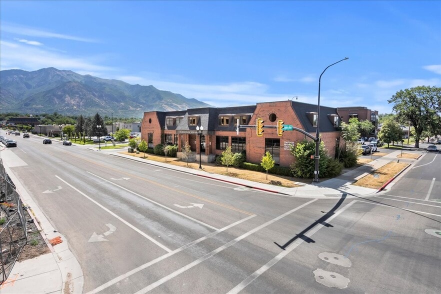 205 26th St, Ogden, UT for lease - Building Photo - Image 2 of 19