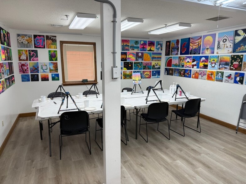 63 Myron St, West Springfield, MA for lease - Primary Photo - Image 1 of 26