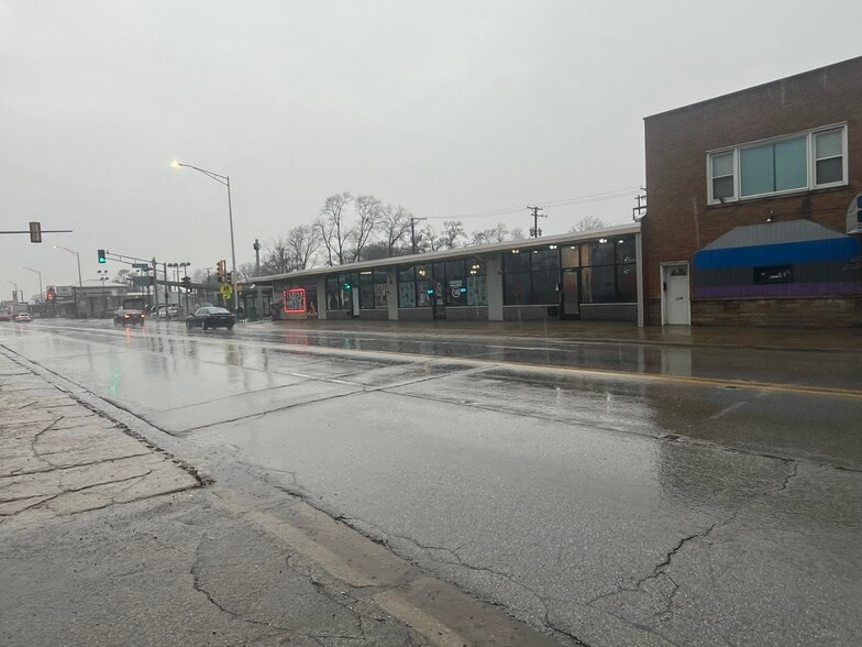1250-1254 W 127th St, Calumet Park, IL for sale - Building Photo - Image 3 of 36