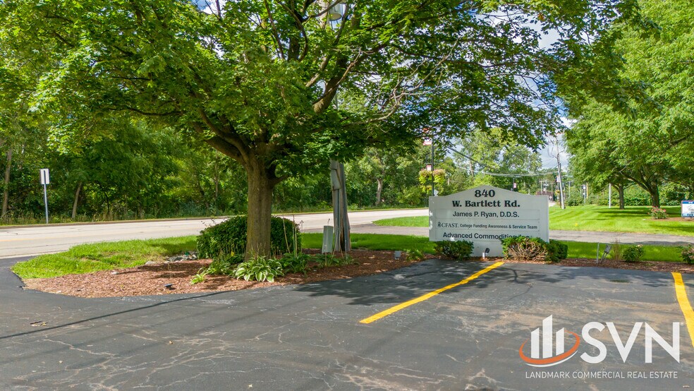 840 W Bartlett Rd, Bartlett, IL à vendre - Photo du bâtiment - Image 2 de 10