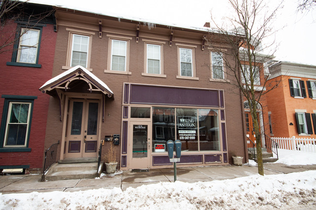 204 W Main St, Bloomsburg, PA à vendre - Photo du bâtiment - Image 1 de 1