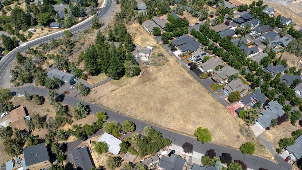 20570 Fred Meyers Rd, Bend, OR à vendre - Photo du bâtiment - Image 3 de 5