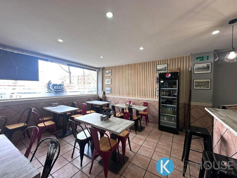 Immeuble residentiel dans San Fernando de Henares, Madrid à vendre - Photo intérieure - Image 2 de 3